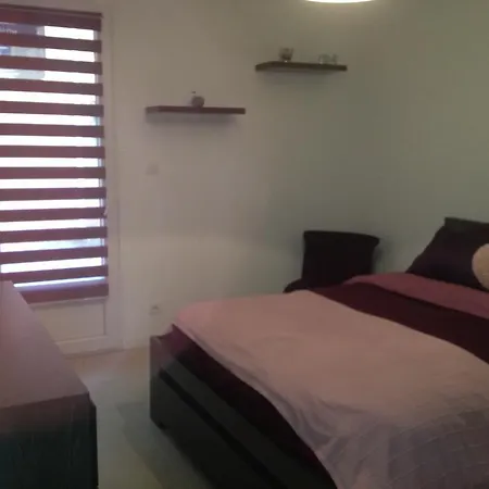 Apartment Les Lones